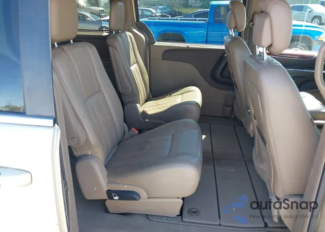 2012 Chrysler Town & Country Touring-L z USA, uszkodzony, nr VIN 2C4RC1CG9CR124582